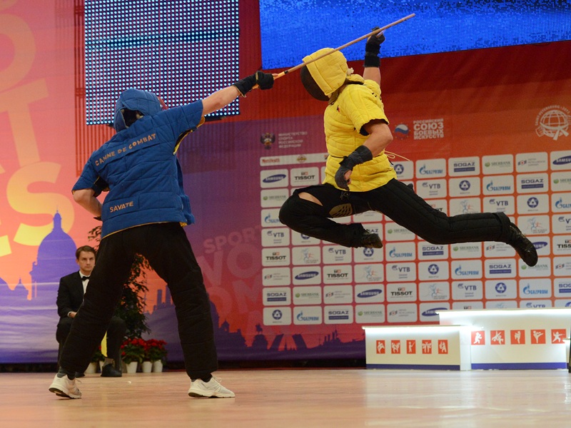 L'élégance du coup : à la découverte de la canne de combat